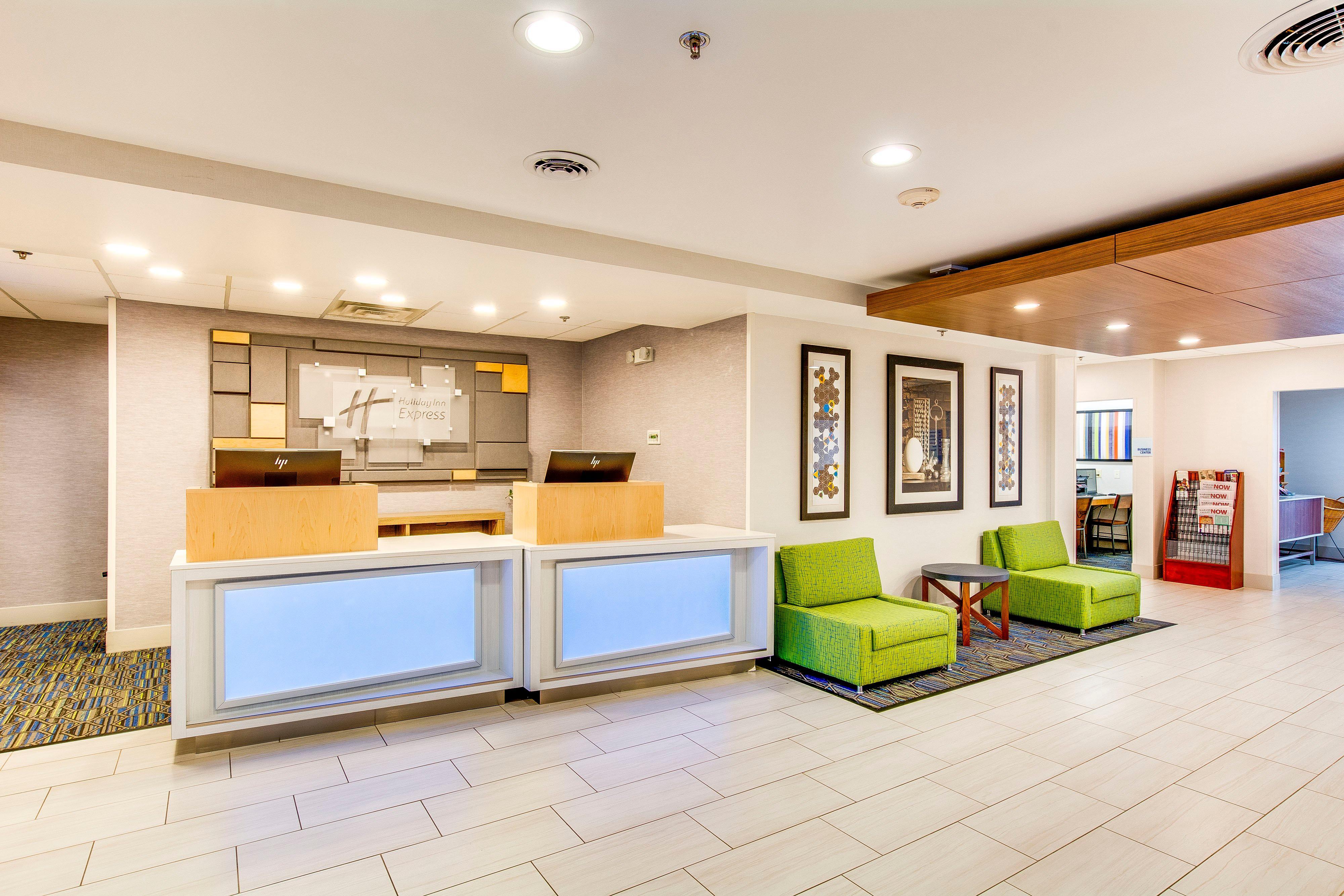 Holiday Inn Express Vincennes Εξωτερικό φωτογραφία